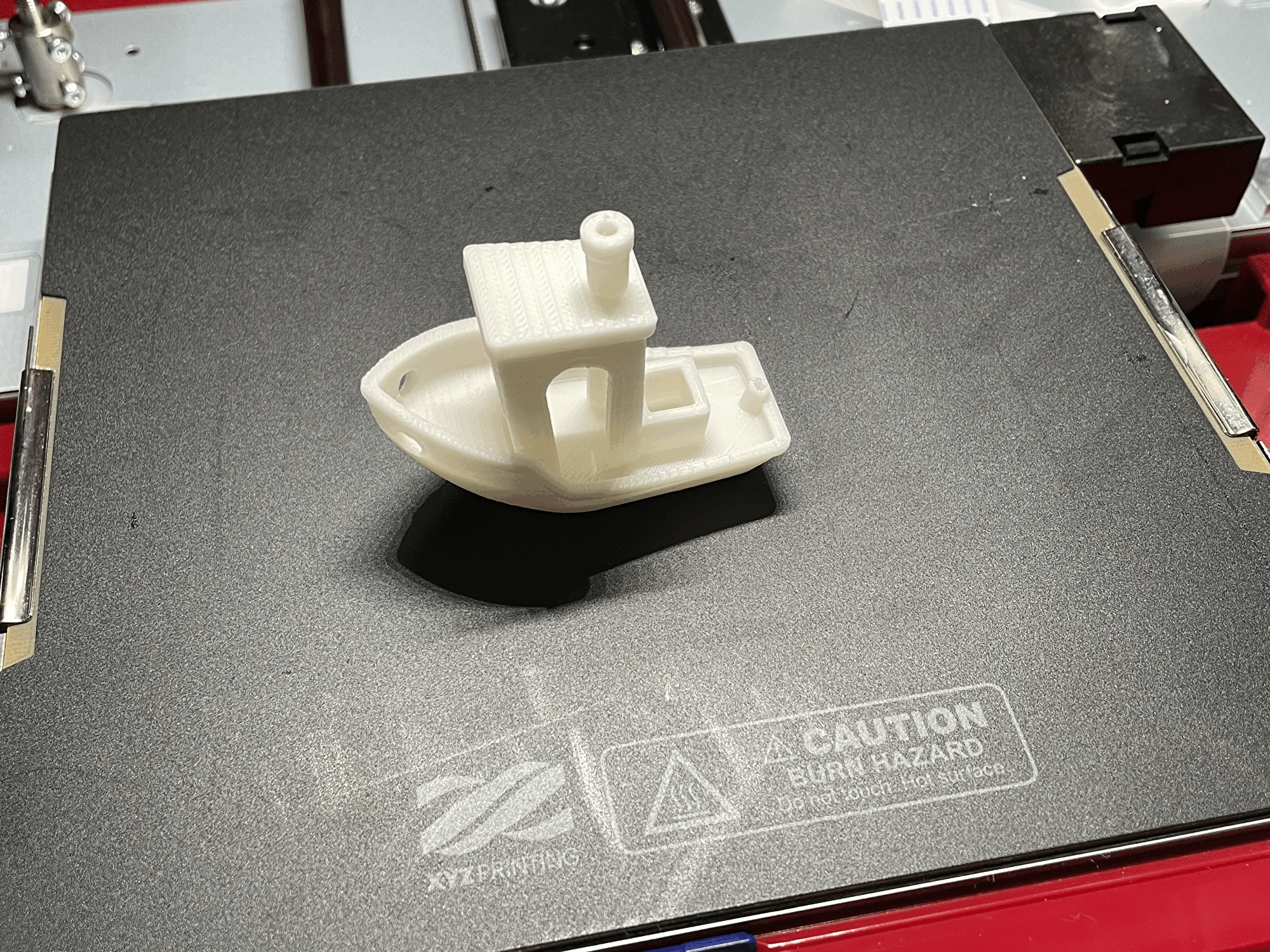 造形の様子（GIF）